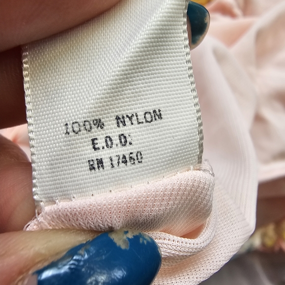 1960s vintage nightgown - Picture 7 of 8